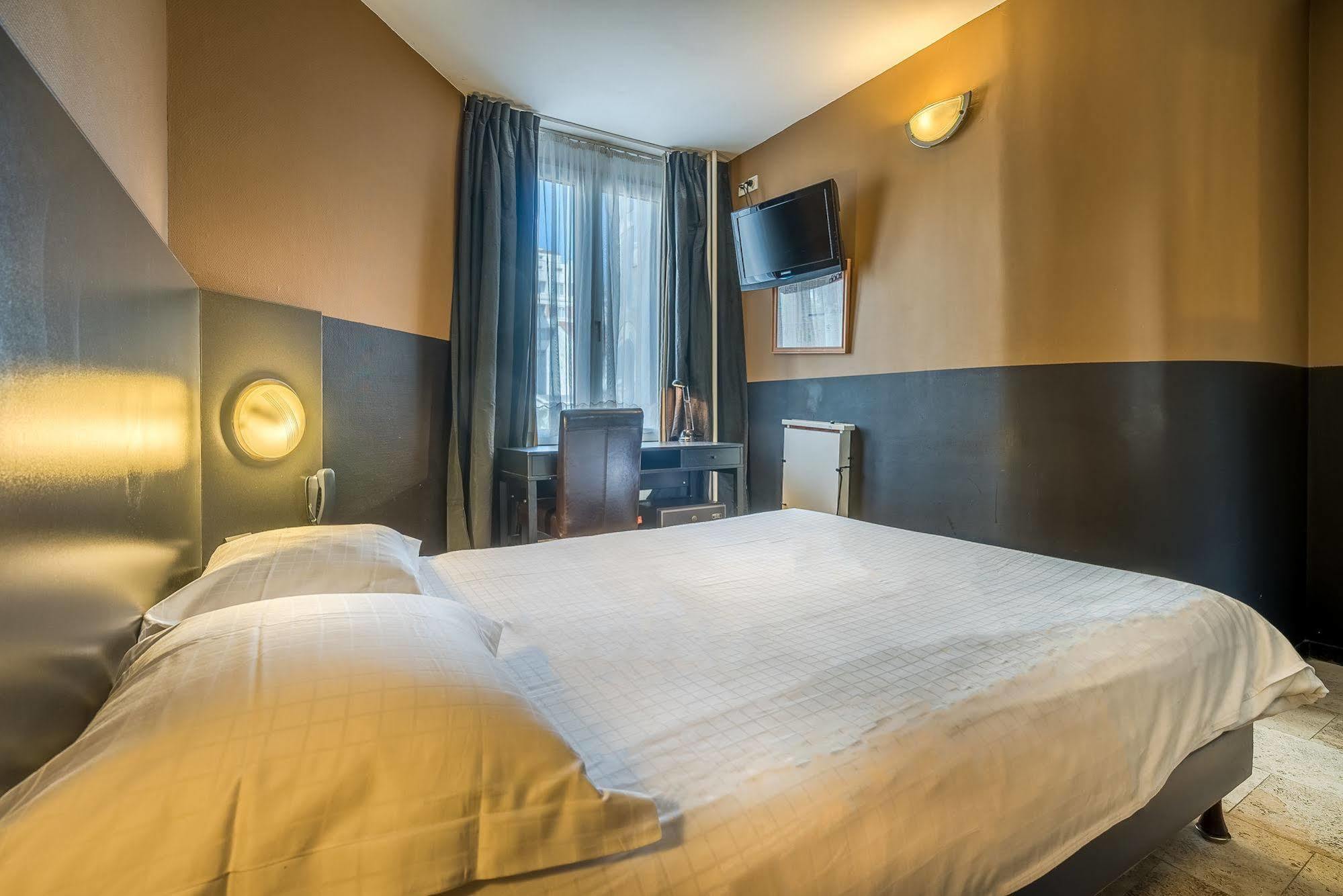 Hotel Lambeau Etterbeek Ngoại thất bức ảnh