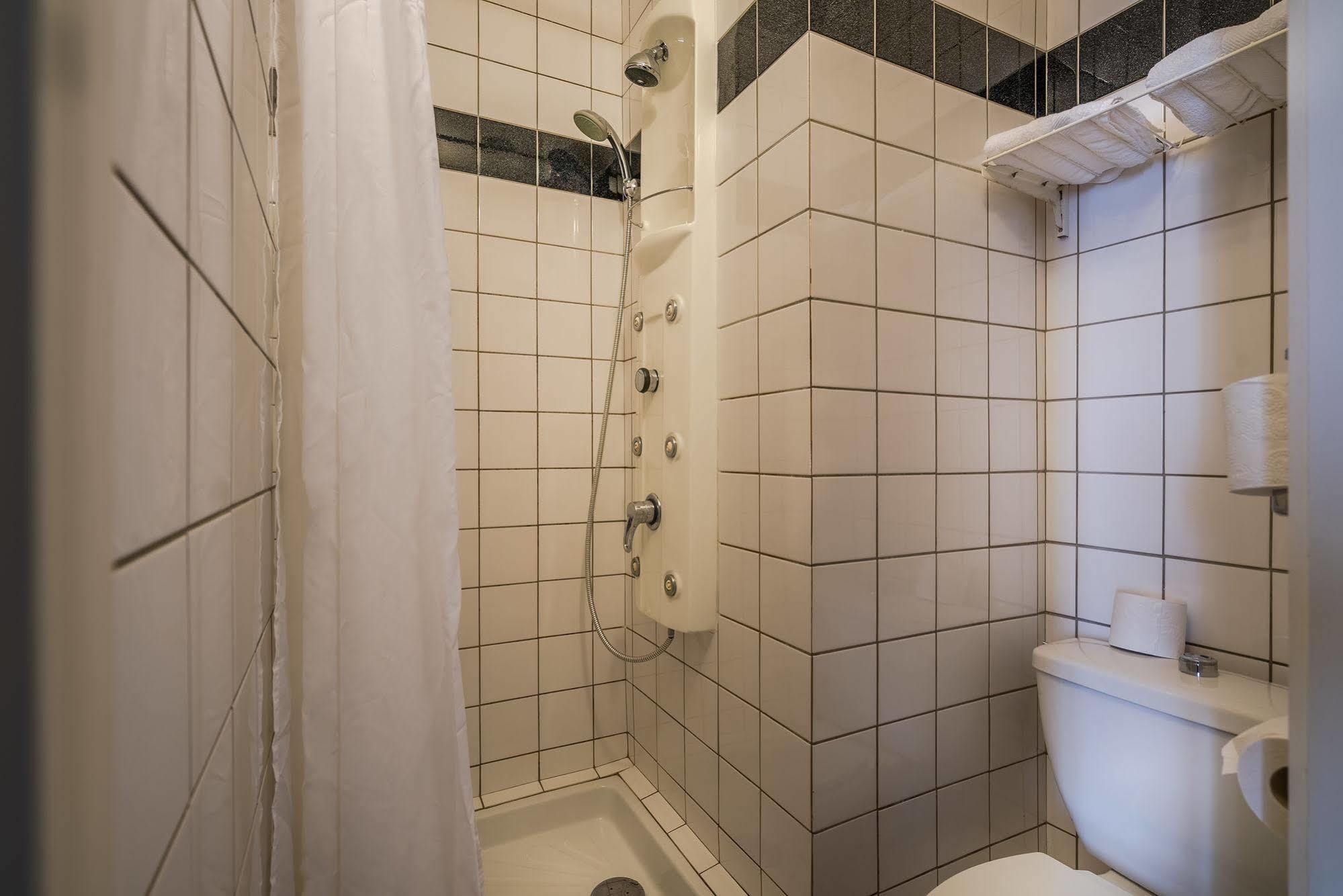 Hotel Lambeau Etterbeek Ngoại thất bức ảnh