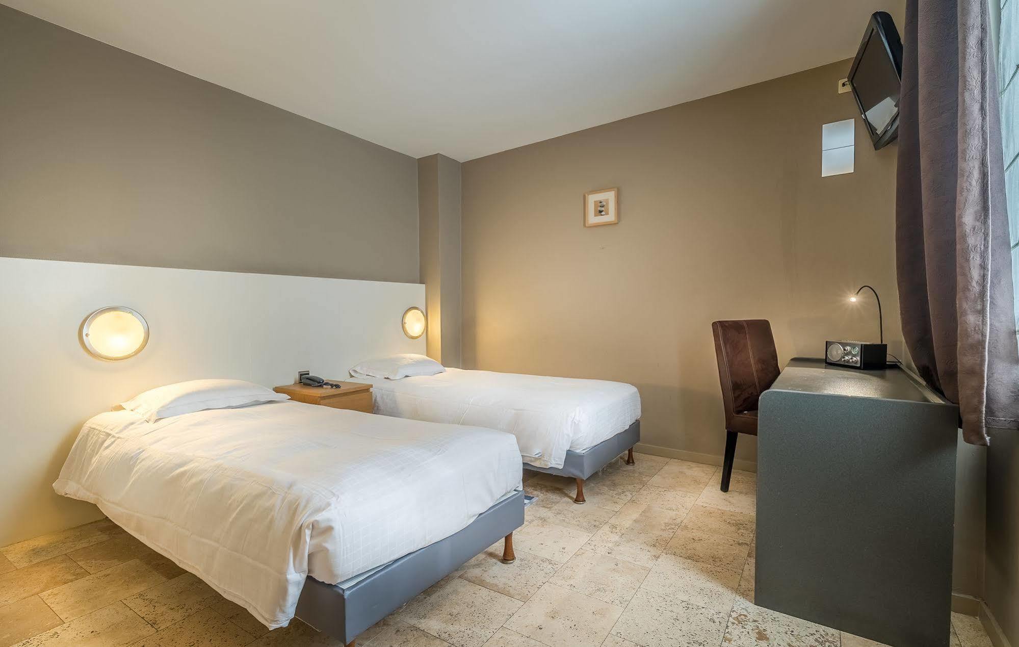Hotel Lambeau Etterbeek Ngoại thất bức ảnh